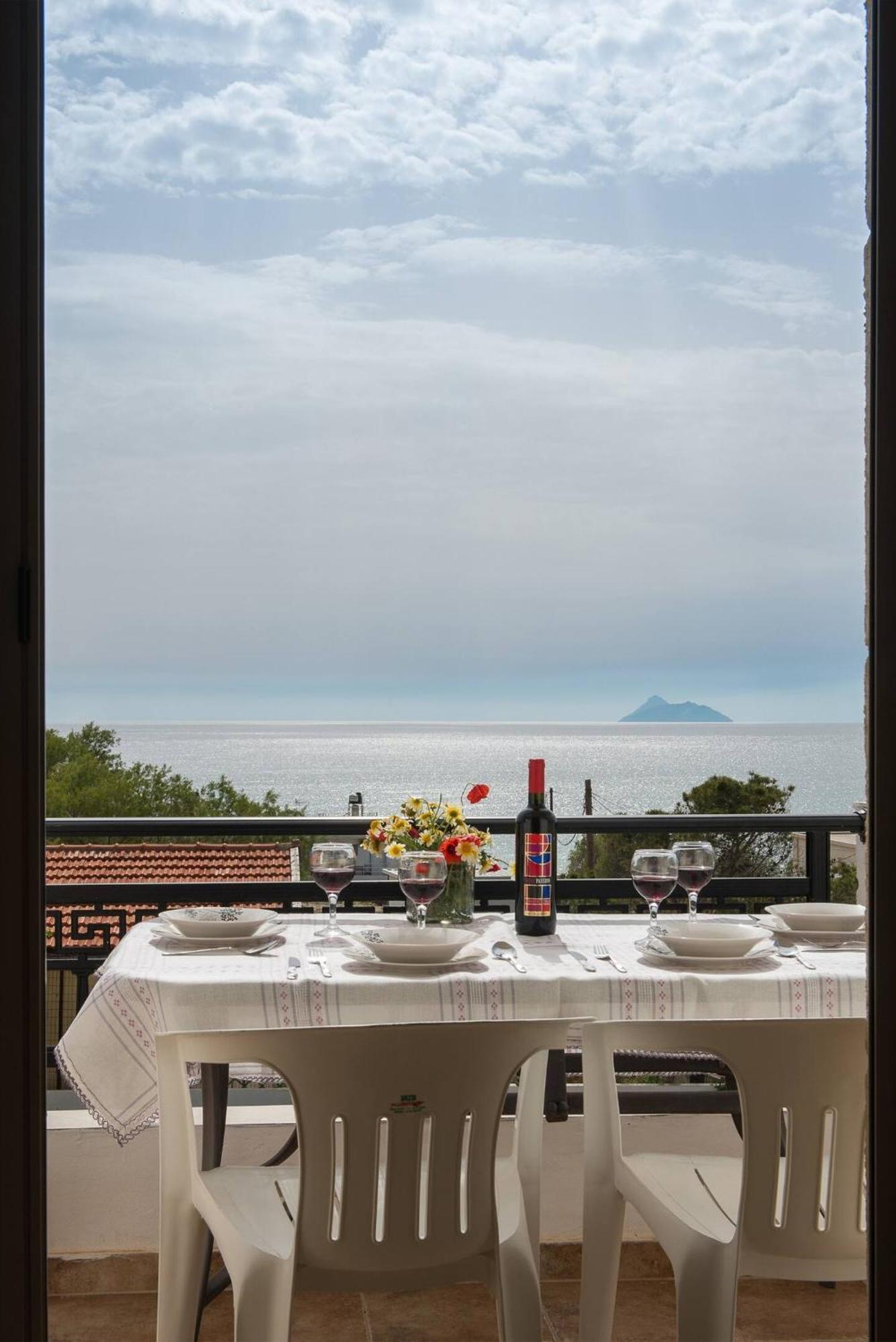 Sofia Apartment, With Sea & Mountain View Kalamaki  Exterior photo