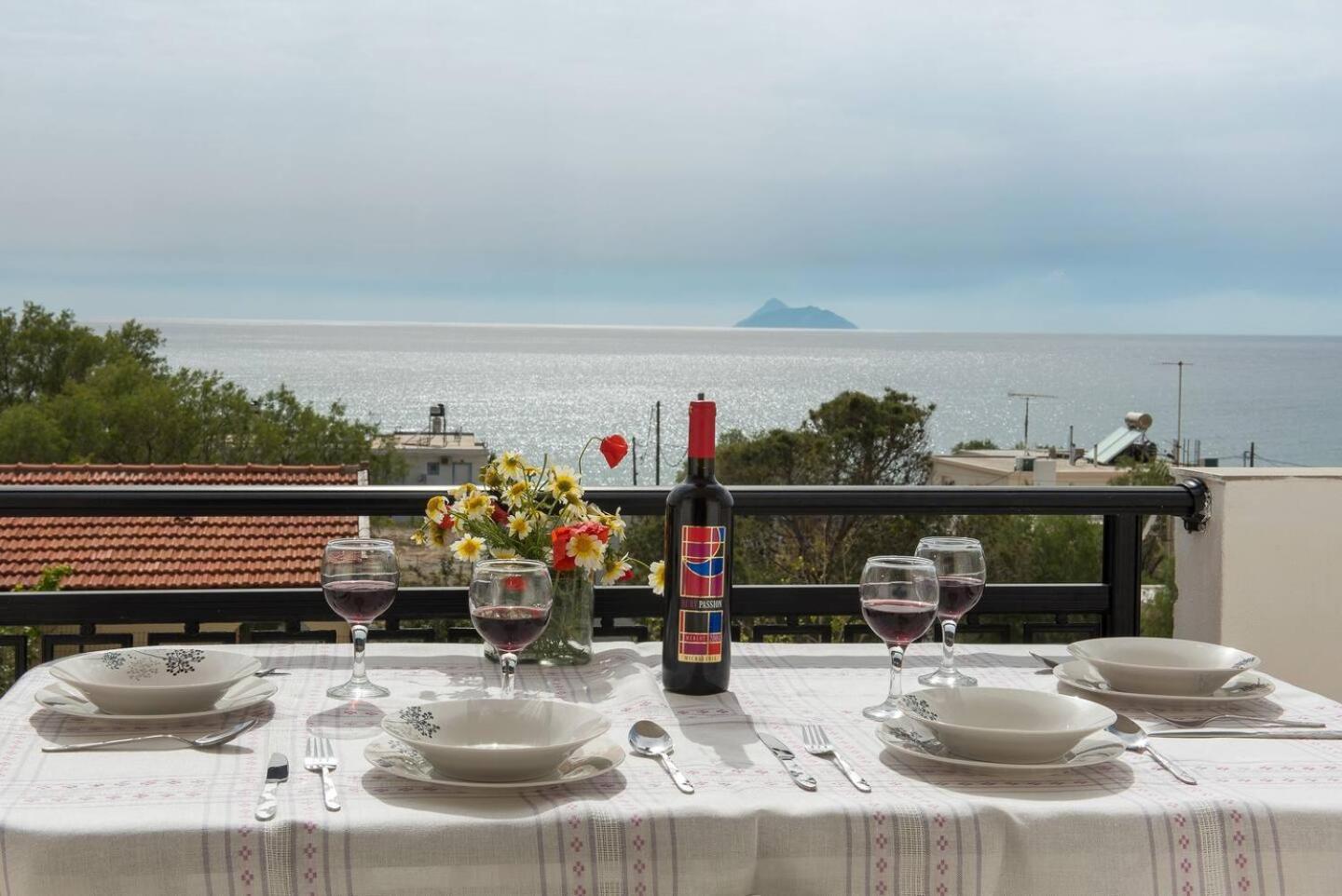 Sofia Apartment, With Sea & Mountain View Kalamaki  Exterior photo