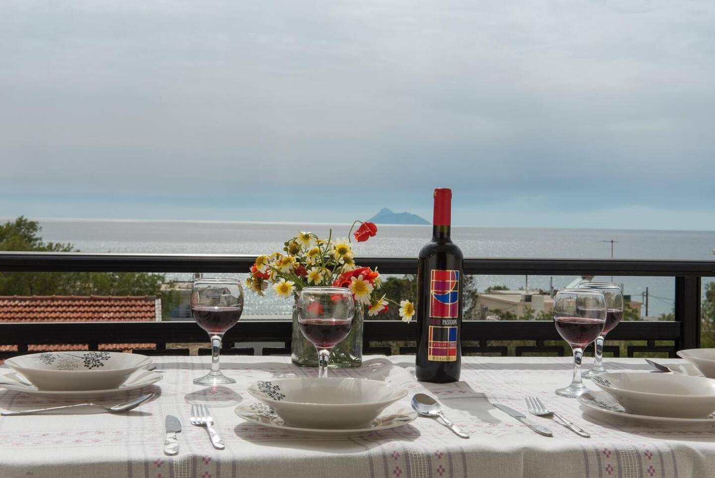 Sofia Apartment, With Sea & Mountain View Kalamaki  Exterior photo