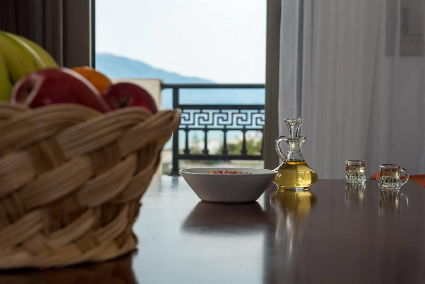 Sofia Apartment, With Sea & Mountain View Kalamaki  Exterior photo